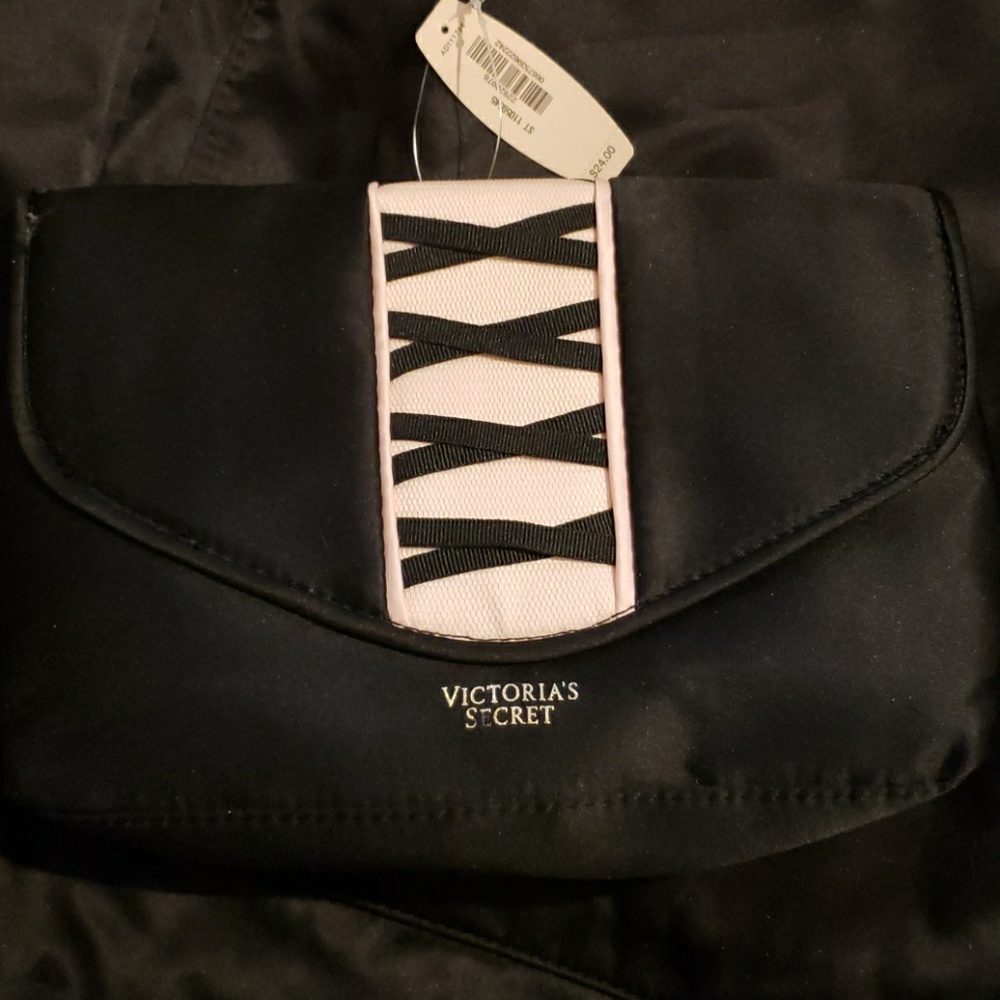 NWT VS CORSET STYLE CLUTCH